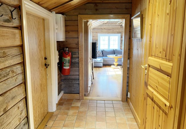 House in Vassmolösa - Idyllic retreat in charming log cabin near Kalmar | SE05081