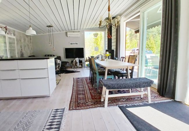 House in Lärbro - Nice cottage in Lärbro, 150 m from one of Gotland's quietest beaches | SE12051 House in Lärbro - Nice cottage in Lärbro, 150 m from one of Gotland's quietest beaches | SE12051