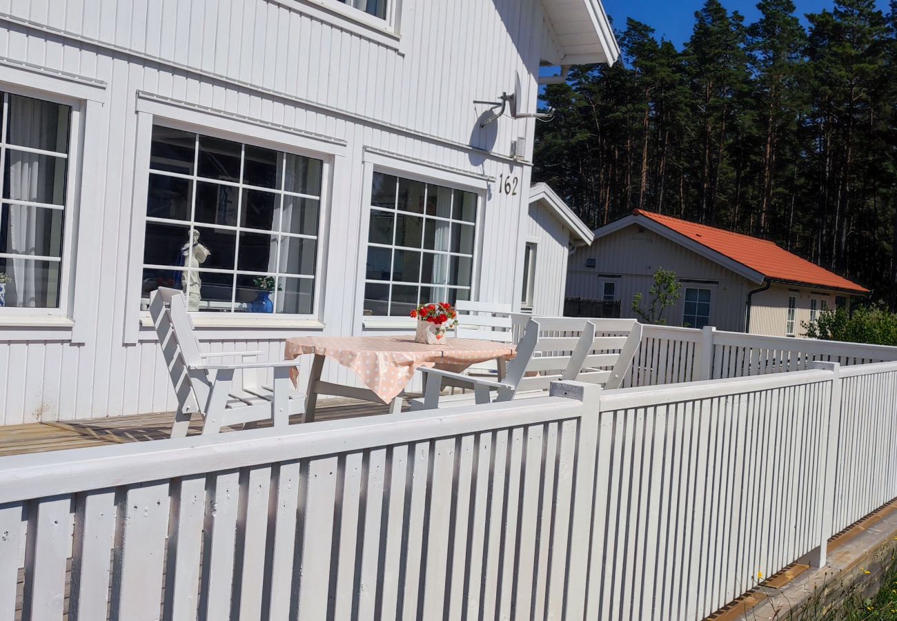 House in Rockneby - Large and spacious villa in Revsudden, north of Kalmar | SE05075