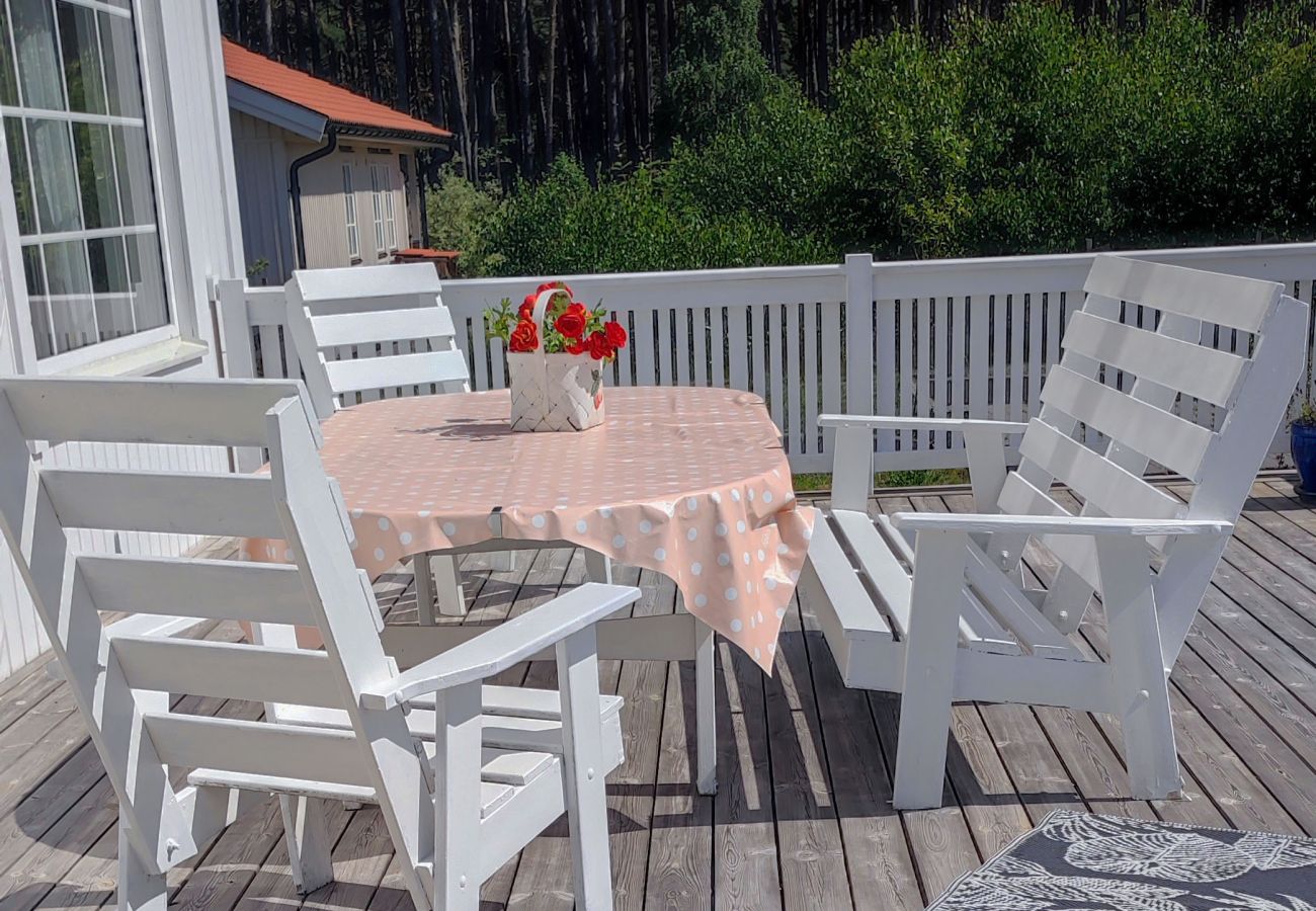 House in Rockneby - Large and spacious villa in Revsudden, north of Kalmar | SE05075