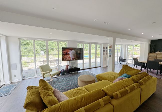 House in Vallda - Beautiful holiday home with completely secluded location in scenic Vallda | SE02095 House in Vallda - Beautiful holiday home with completely secluded location in scenic Vallda | SE02095