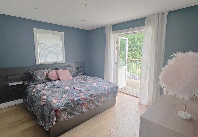 House in Vallda - Beautiful holiday home with completely secluded location in scenic Vallda | SE02095 House in Vallda - Beautiful holiday home with completely secluded location in scenic Vallda | SE02095