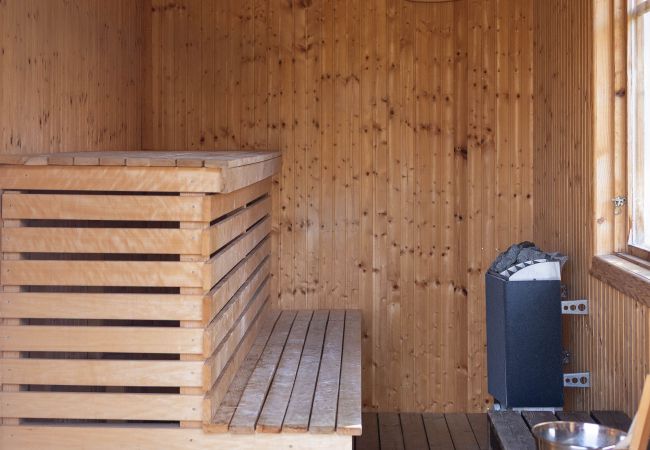 House in Marieholmsbruk - Family Friendly Cottage by the Lake in Småland – Perfect for Large Groups   SE06078 House in Marieholmsbruk - Family Friendly Cottage by the Lake in Småland – Perfect for Large Groups   SE06078