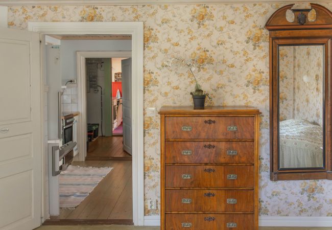 House in Marieholmsbruk - Family Friendly Cottage by the Lake in Småland – Perfect for Large Groups   SE06078 House in Marieholmsbruk - Family Friendly Cottage by the Lake in Småland – Perfect for Large Groups   SE06078