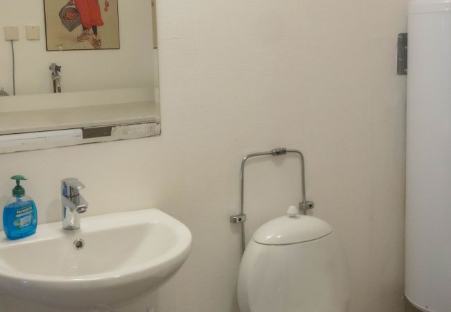 House in Marieholmsbruk - Family Friendly Cottage by the Lake in Småland – Perfect for Large Groups   SE06078 House in Marieholmsbruk - Family Friendly Cottage by the Lake in Småland – Perfect for Large Groups   SE06078