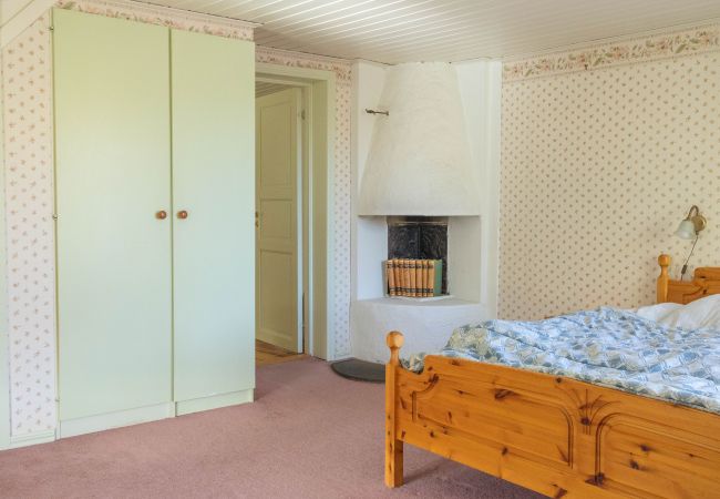 House in Marieholmsbruk - Family Friendly Cottage by the Lake in Småland – Perfect for Large Groups   SE06078 House in Marieholmsbruk - Family Friendly Cottage by the Lake in Småland – Perfect for Large Groups   SE06078