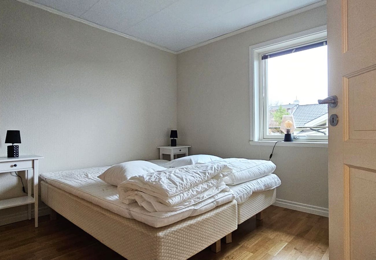 House in Svanesund - Modern villa with sea view in Svanesund | SE09101