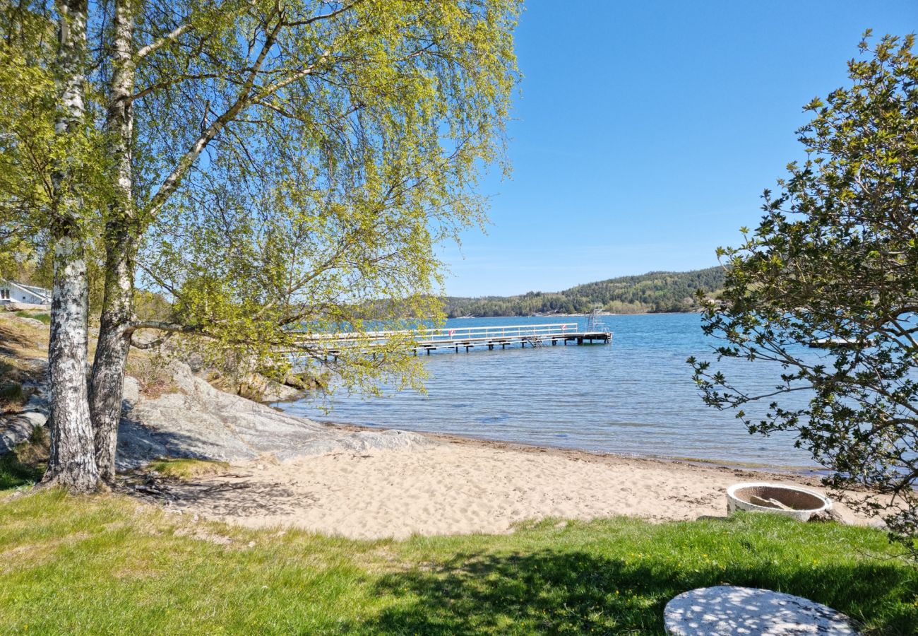 House in Svanesund - Modern villa with sea view in Svanesund | SE09101