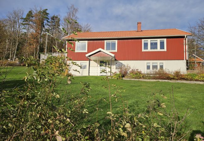 House in Henån - Large house on Orust in a peaceful, secluded location | SE09103 House in Henån - Large house on Orust in a peaceful, secluded location | SE09103