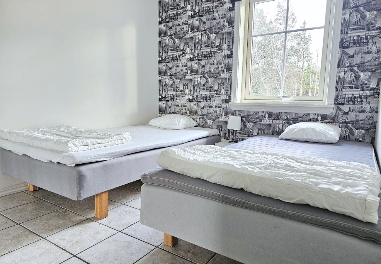 House in Henån - Villa with beautiful view and sauna in Henån | SE09106