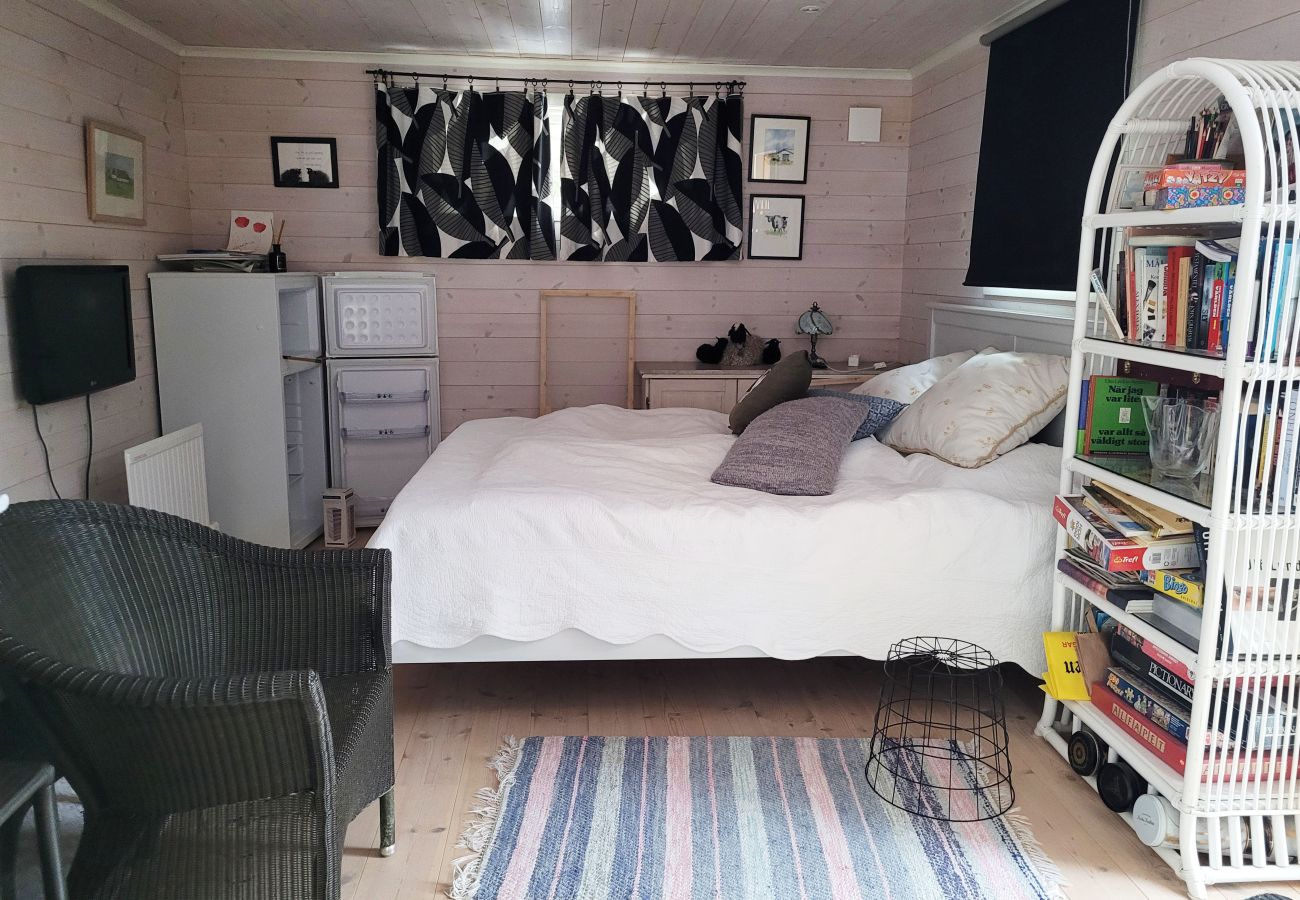 House in Lärbro - Well-equipped Holiday Home in a Peaceful Setting on Northern Gotland | SE12055