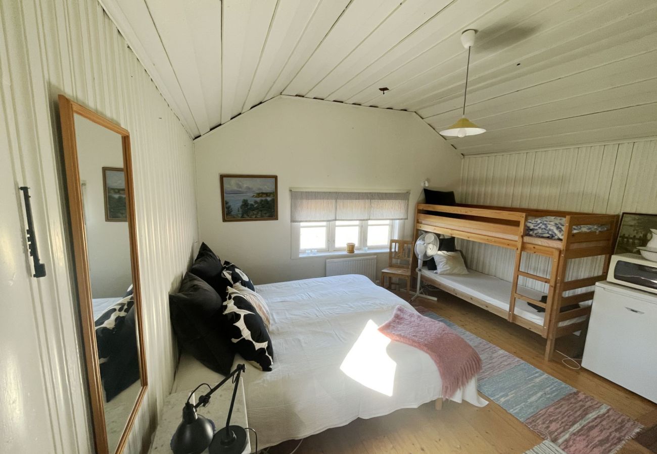 House in Julita - Cozy accommodation close to the lake in Julita | SE14029