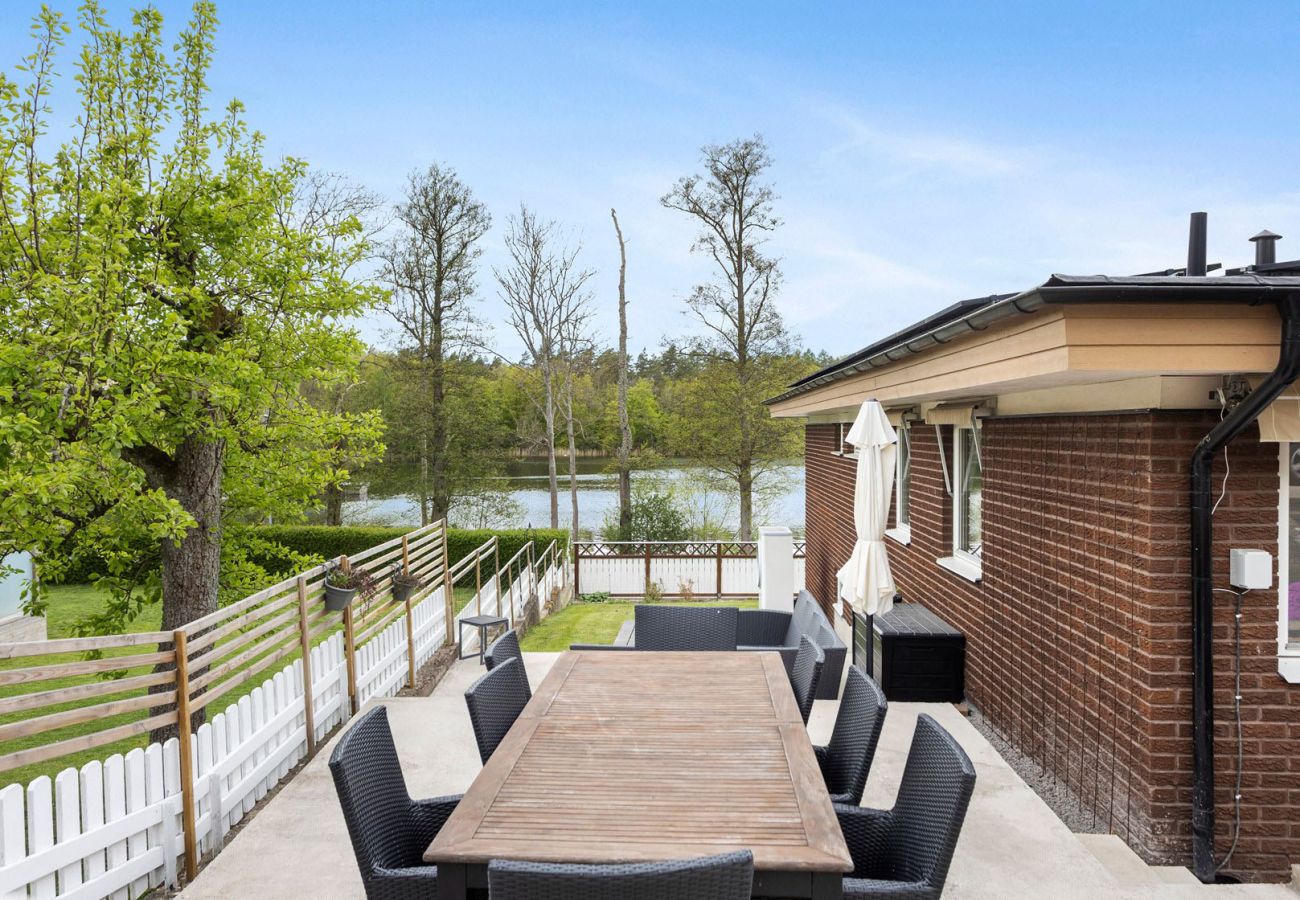 House in Ronneby - Holiday home in Ronneby with swimming area and jetty | SE03019