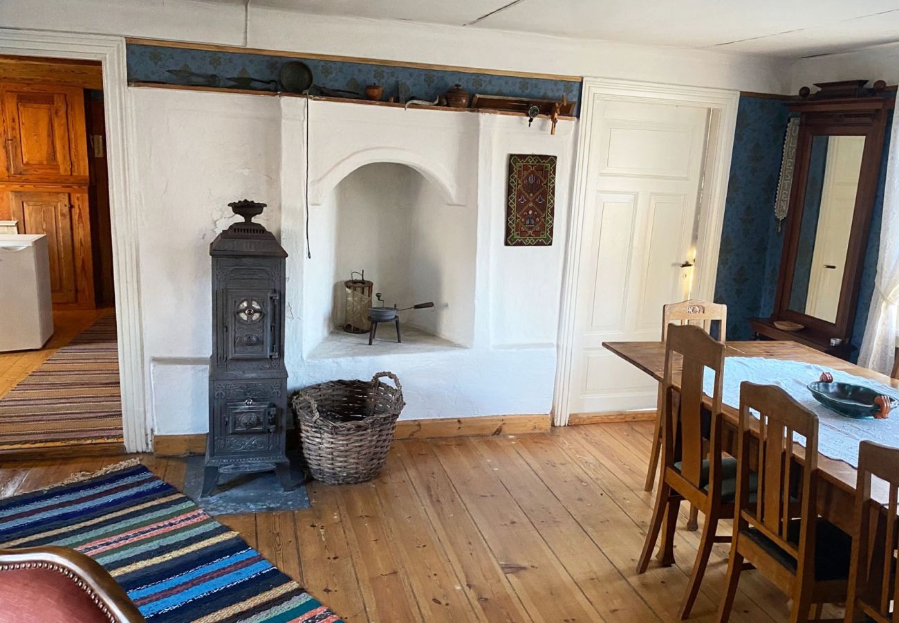 House in Markaryd - Charming Old Cottage in Scenic Southern Småland, Just Outside Markaryd | SE07057