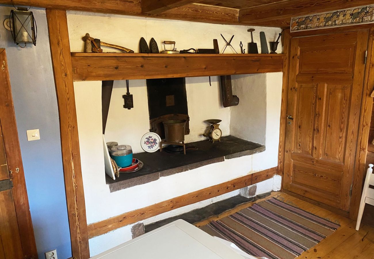 House in Markaryd - Charming Old Cottage in Scenic Southern Småland, Just Outside Markaryd | SE07057