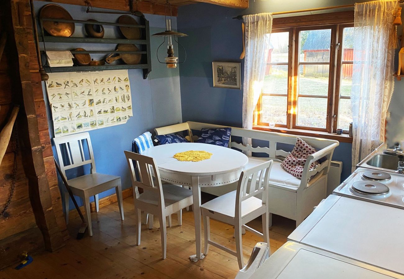 House in Markaryd - Charming Old Cottage in Scenic Southern Småland, Just Outside Markaryd | SE07057