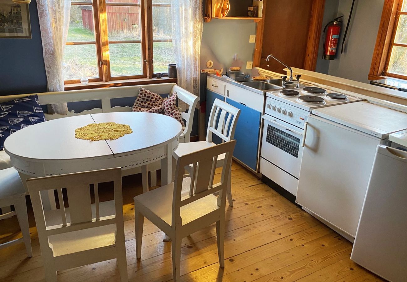 House in Markaryd - Charming Old Cottage in Scenic Southern Småland, Just Outside Markaryd | SE07057