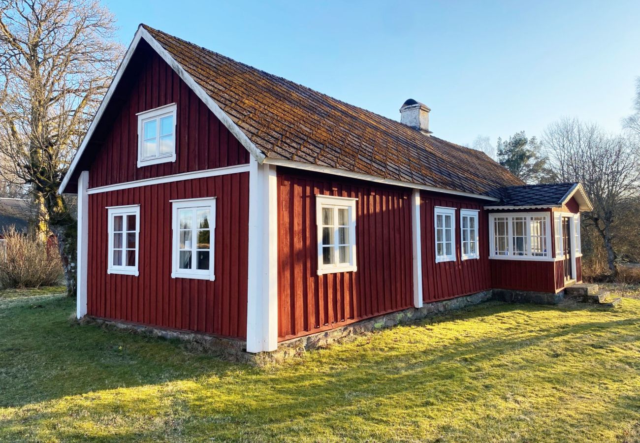 House in Markaryd - Charming Old Cottage in Scenic Southern Småland, Just Outside Markaryd | SE07057