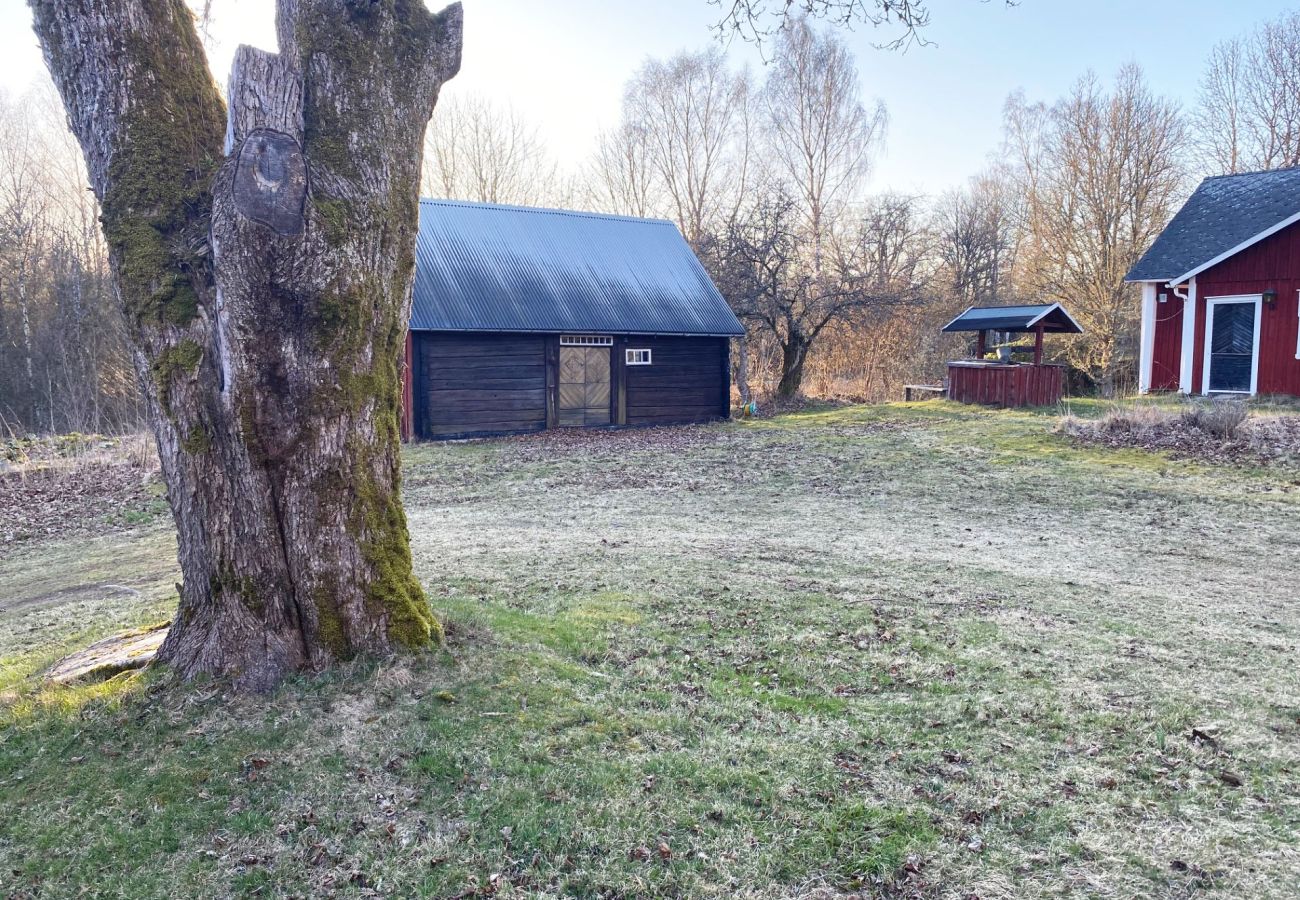 House in Markaryd - Charming Old Cottage in Scenic Southern Småland, Just Outside Markaryd | SE07057