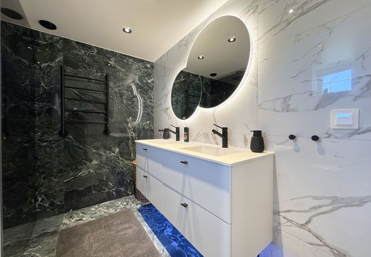 House in Göteborg - Very nice apartment in the basement, Mölndal/Gothenburg |SE08022
