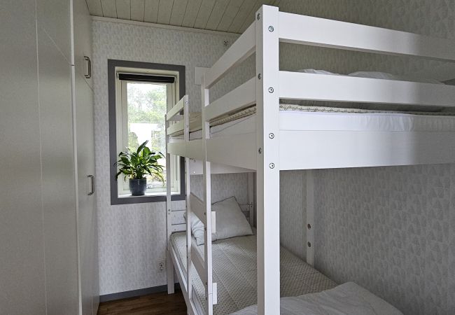 Cottage in Henån - Newly built cottage near the sea and beach | SE09110 Cottage in Henån - Newly built cottage near the sea and beach | SE09110