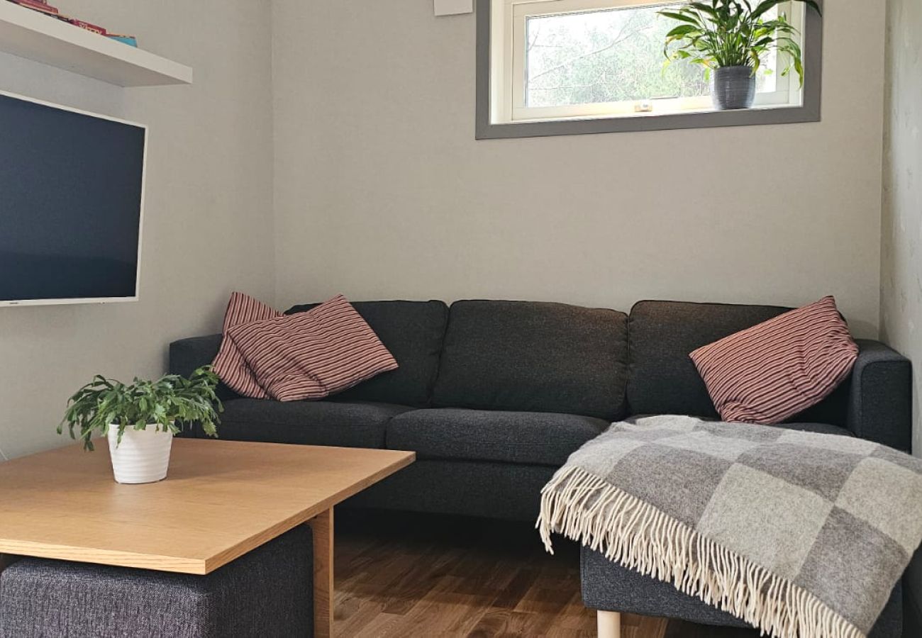 Cottage in Henån - Newly built cottage near the sea and beach | SE09110
