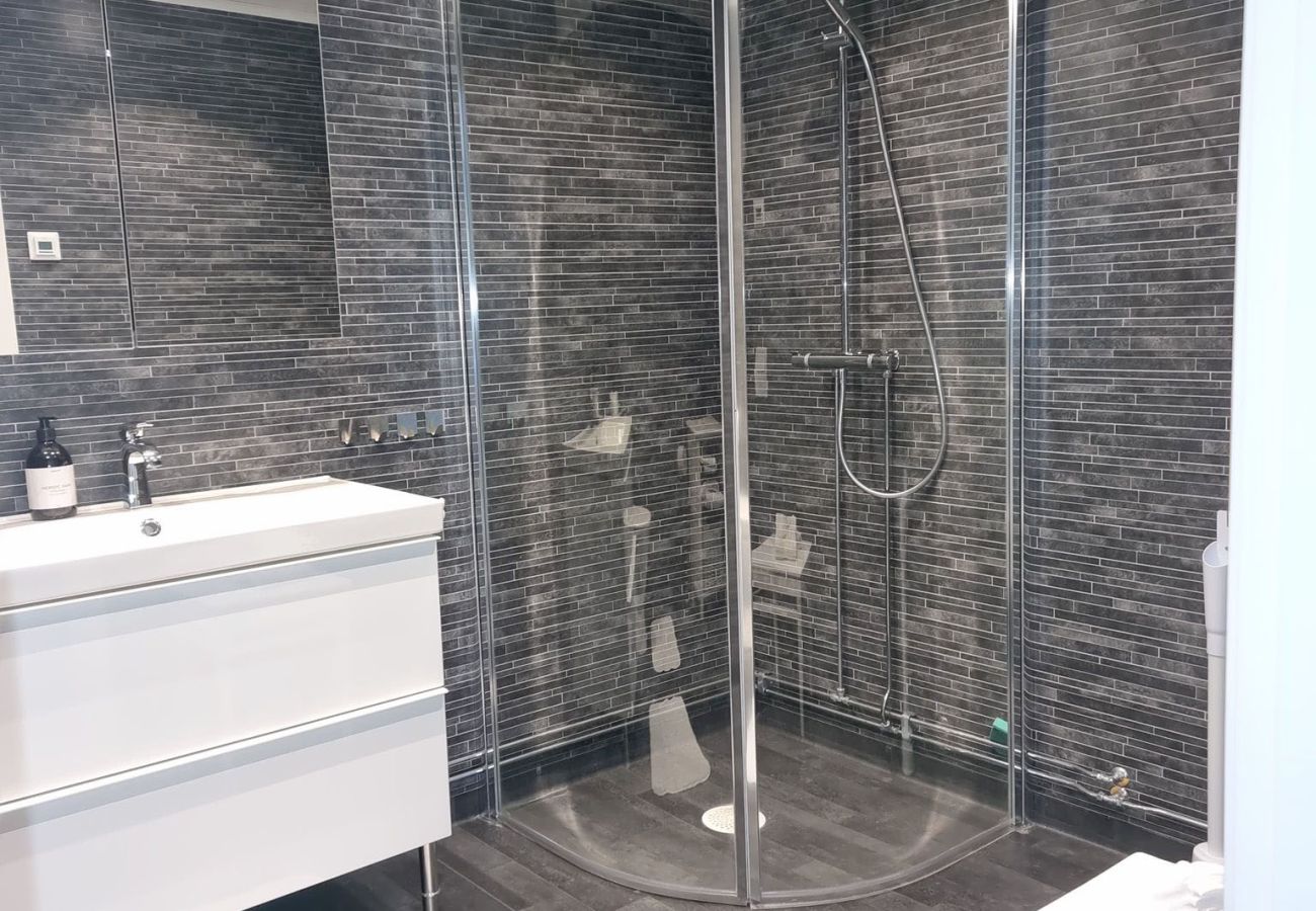 House in Henån - Fresh apartment on western Orust near Nösund | SE09122