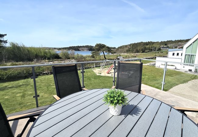 House in Varekil - Seaside Holiday Paradise on Rossön, Orust | SE09126 House in Varekil - Seaside Holiday Paradise on Rossön, Orust | SE09126