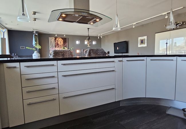 House in Stenungsund - Spacious and exclusive house in Stenungsund with pool, sauna and close to the sea | SE09109 House in Stenungsund - Spacious and exclusive house in Stenungsund with pool, sauna and close to the sea | SE09109
