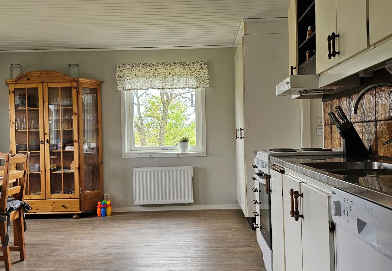 House in Varekil - Dogfriendly House in Hjälmvik with Sea Glimpse | SE09114