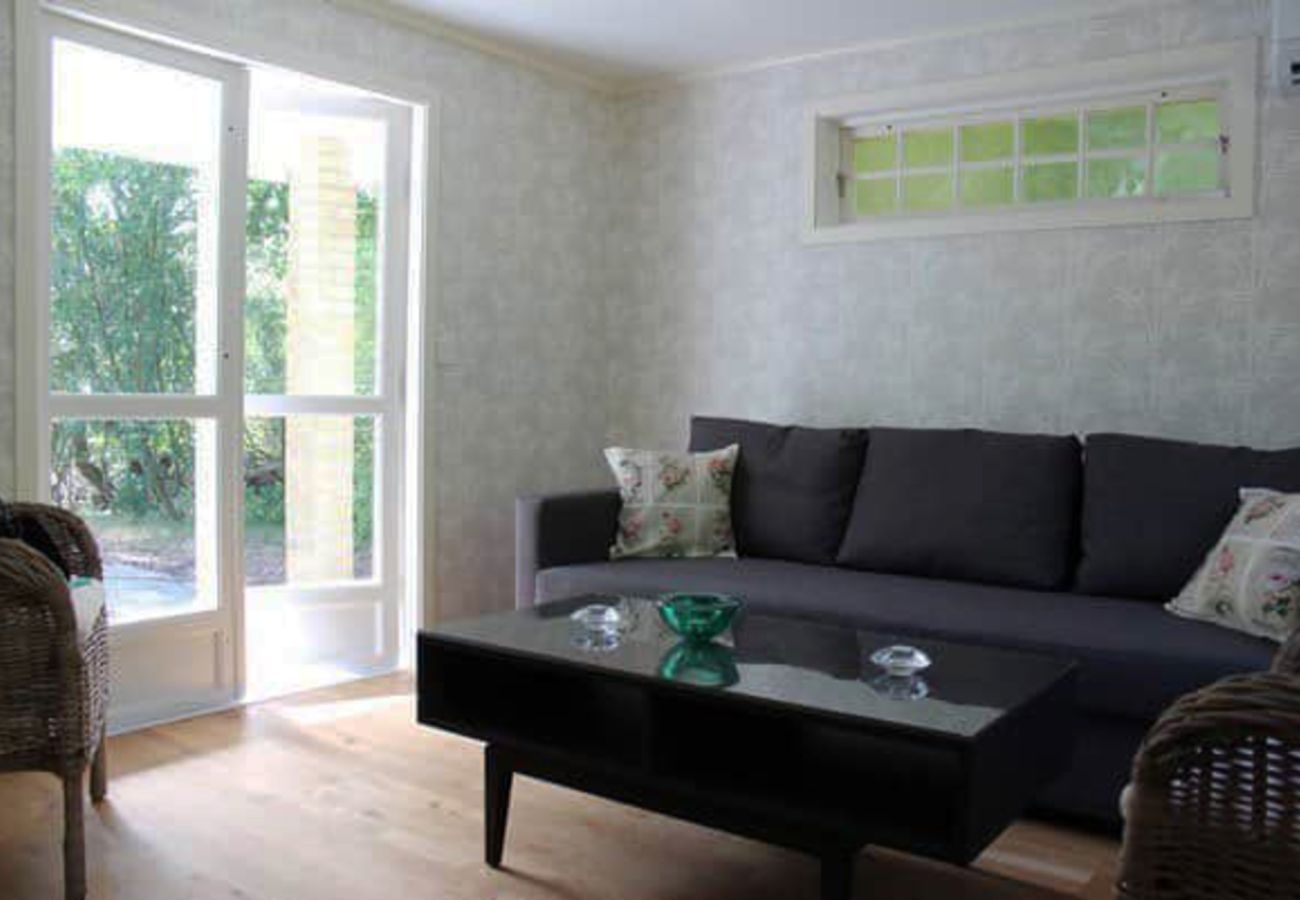 House in Henån - Peaceful forest, two cottages 600 m from sea | SE09136
