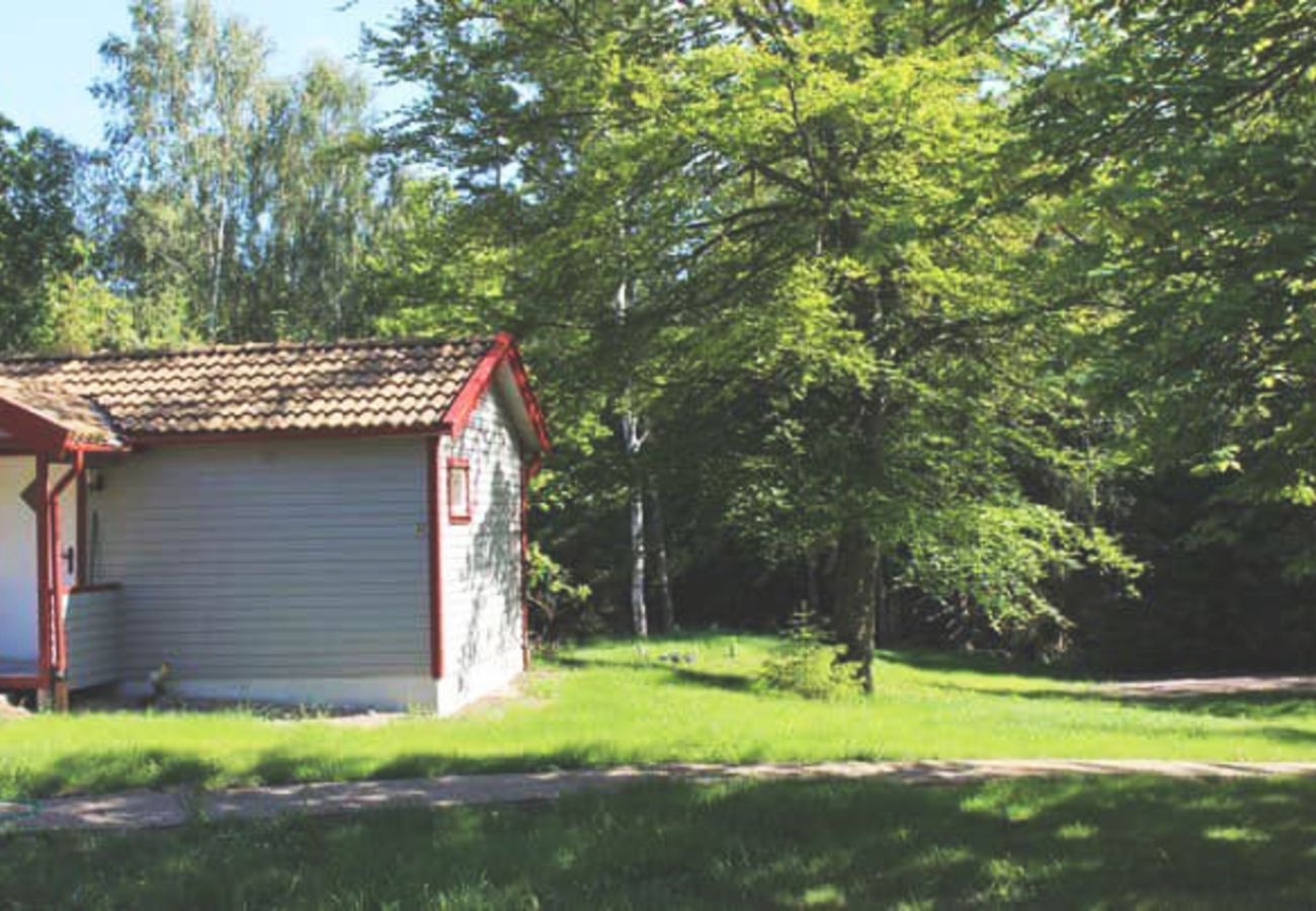 House in Henån - Peaceful forest, two cottages 600 m from sea | SE09136