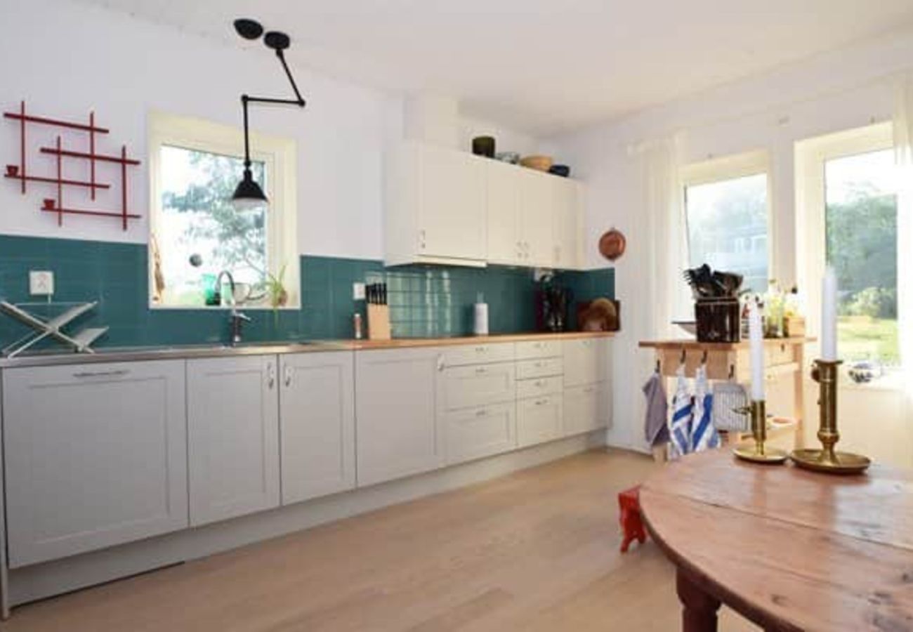 House in Svanesund - Fantastic sea views and 100 m to the beach in Svanesund | SE09137