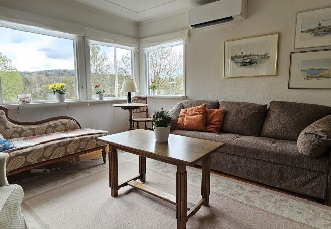 House in Varekil - Cottage in beautiful rocky surroundings on Mjörn, only 300m from the sea | SE09115 House in Varekil - Cottage in beautiful rocky surroundings on Mjörn, only 300m from the sea | SE09115