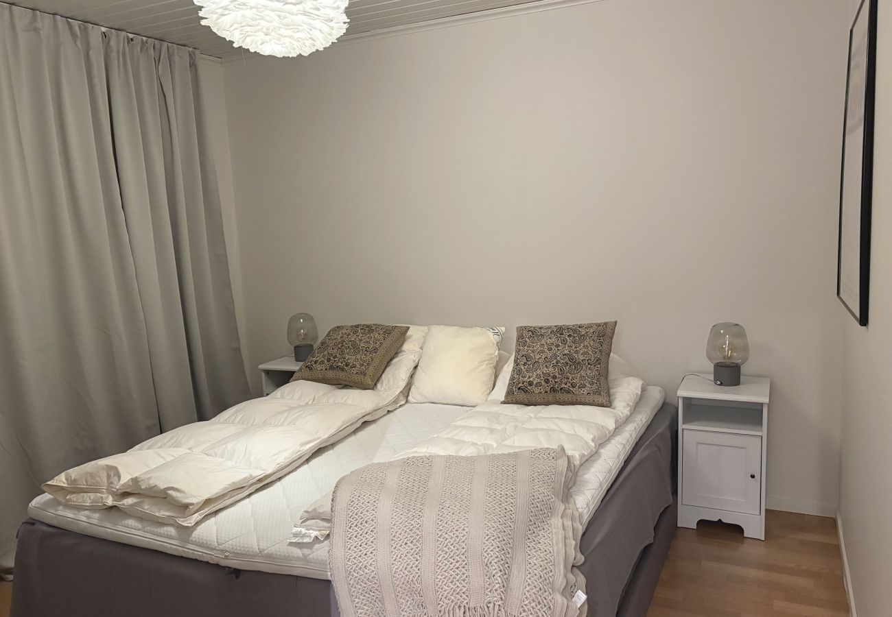 House in Ellös - Holiday home in Ellös, 300 m to a sandy beach | SE09113