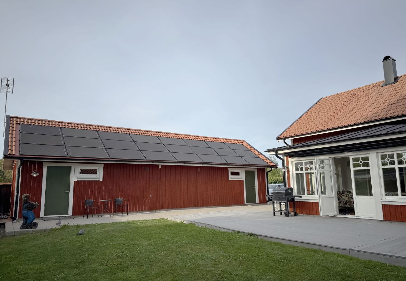 Studio in Motala - Annex for rent – ​​Near Mallboden and Lokverkstaden in beautiful Motala |SE10023