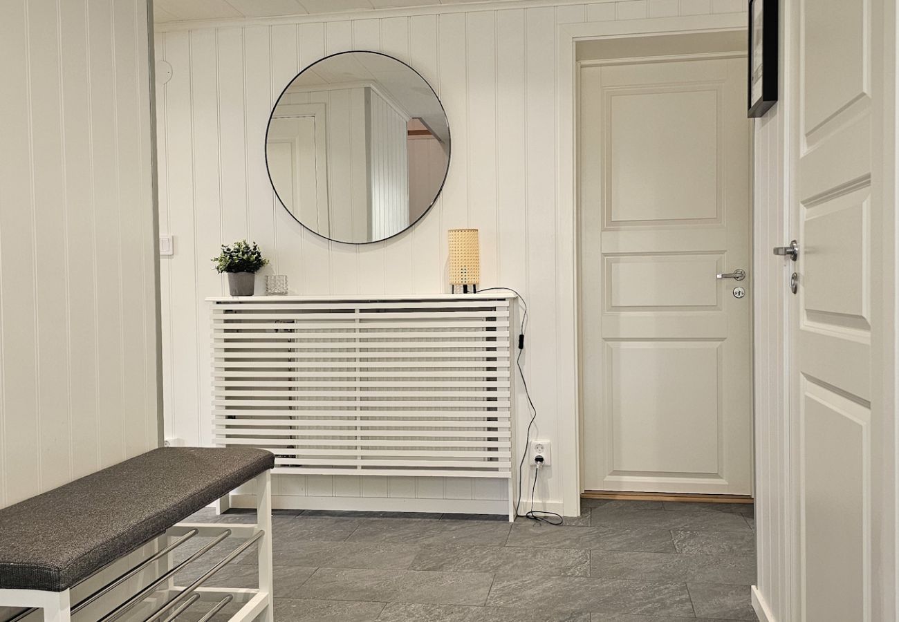 Apartment in Skärhamn - Newly renovated apartment in Skärhamn within walking distance to the beach | SE09138
