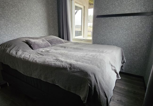 Apartment in Höviksnäs - Apartment in Höviksnäs, 300 m from the sea with a view of the Tjörn Bridge | SE09112 Apartment in Höviksnäs - Apartment in Höviksnäs, 300 m from the sea with a view of the Tjörn Bridge | SE09112