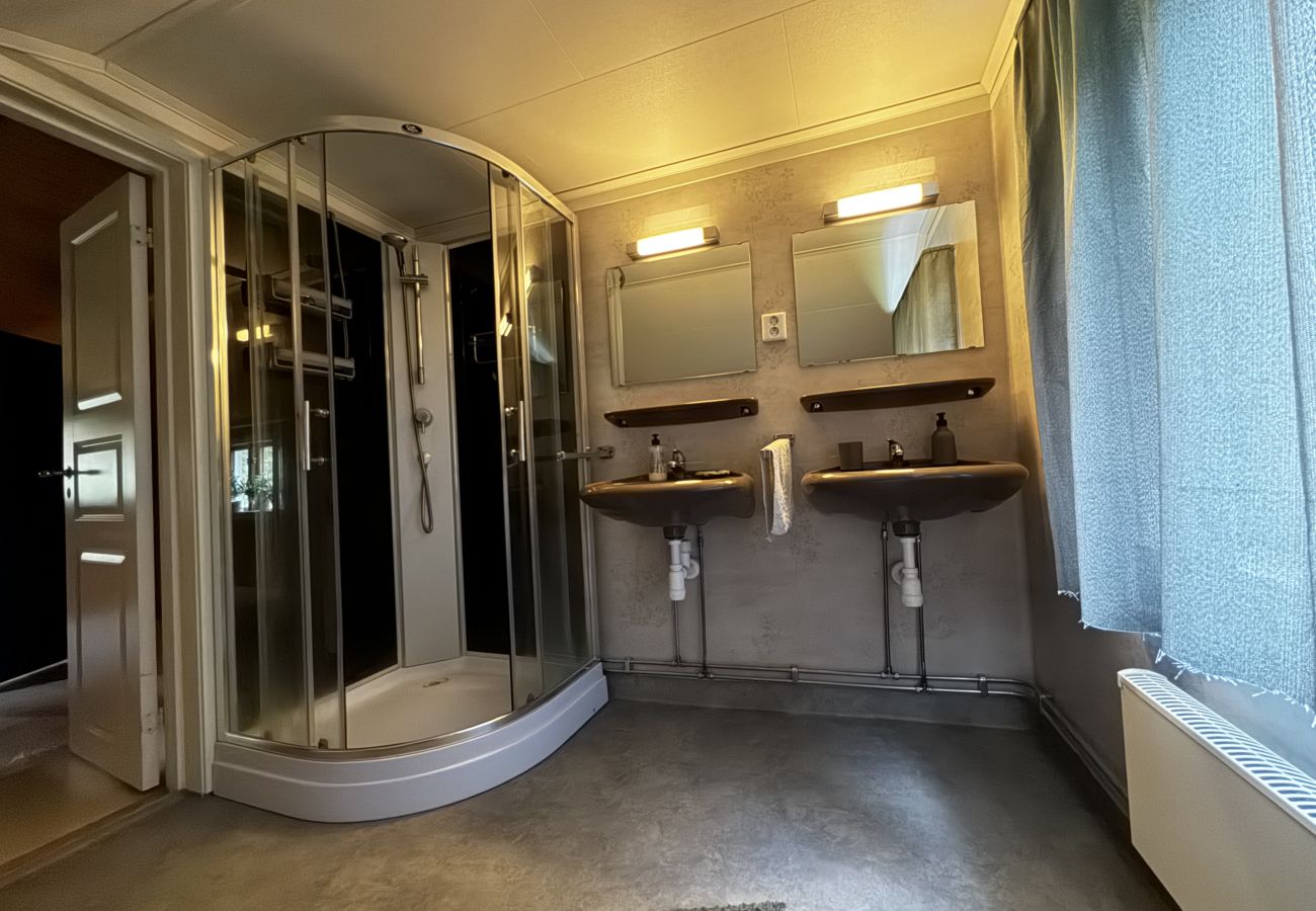 House in Skillingsfors - Very beautifully situated cottage in Skillingsfors |SE18031