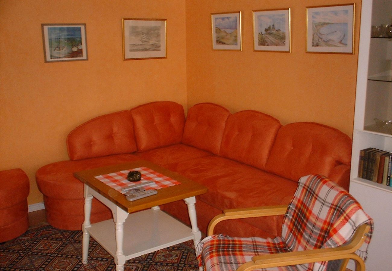 House in Västra Torup - Dream home by the water – with your own boat, wood-burning stove and generous terraces|SE01080