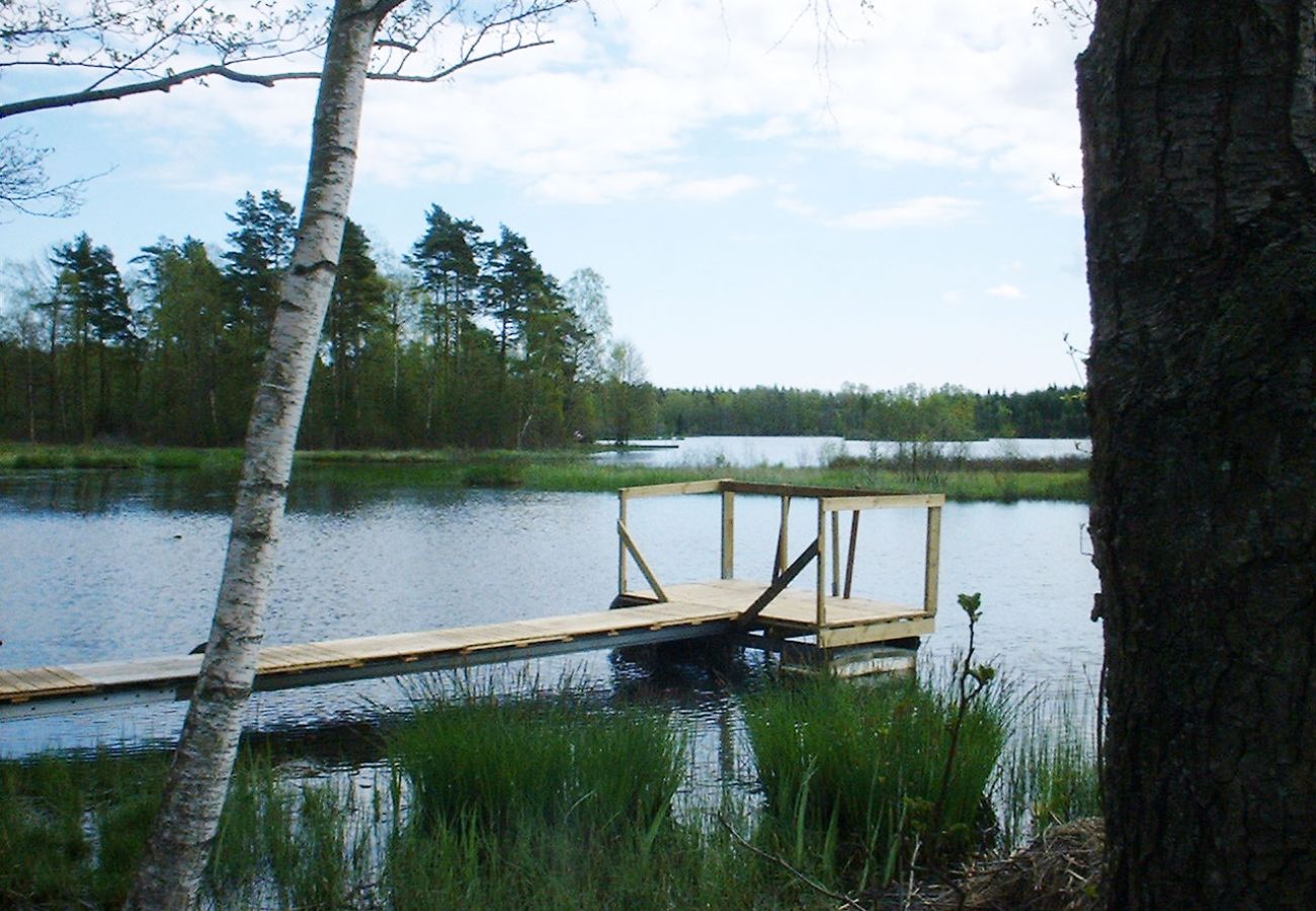 House in Västra Torup - Dream home by the water – with your own boat, wood-burning stove and generous terraces|SE01080