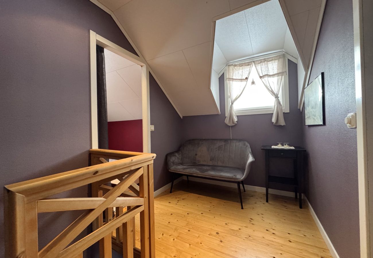 House in Skillingsfors - Secluded Cabin in Beautiful Wilderness, Skillingsfors | SE18032