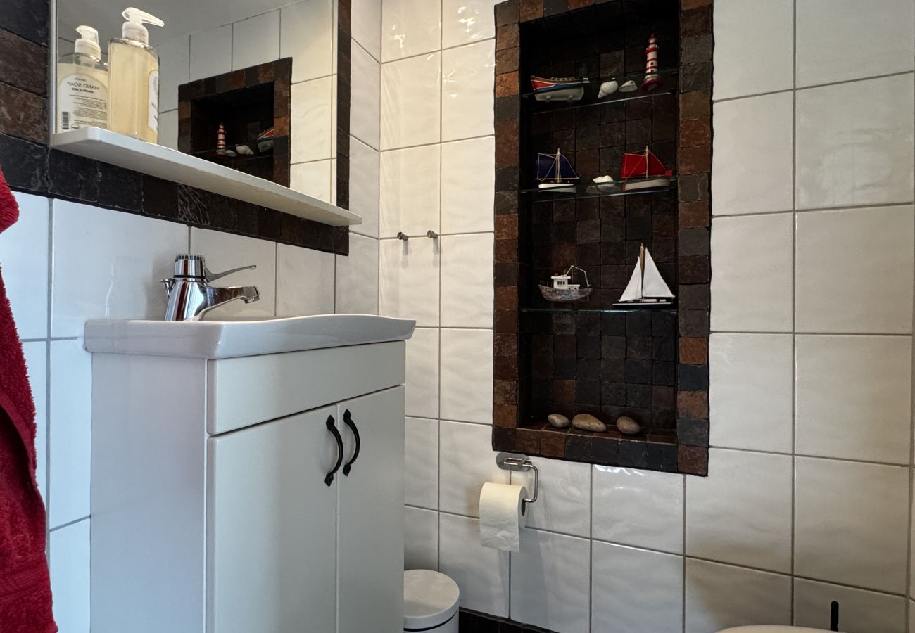House in Åsa - Luxurious Villa with Panoramic Views & Relaxation Area – Åsa (SE02102)