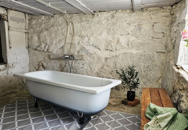 House in Henån - Charming house with kayaks, 300m from the sea on Orust | SE09139 House in Henån - Charming house with kayaks, 300m from the sea on Orust | SE09139