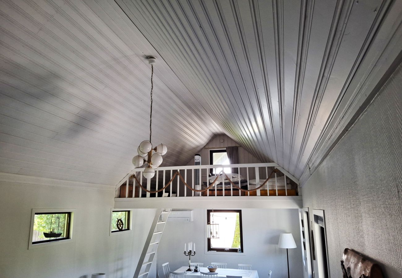 House in Sölvesborg - Beachfront holiday home with sea view in Sölvesborg | SE03021