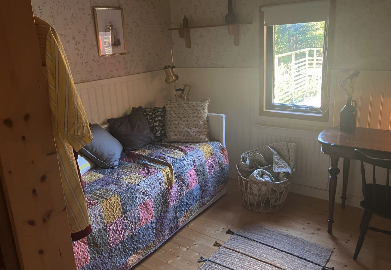 House in Laholm - Peaceful cottage at the edge of the forest – near Laholm |SE02119