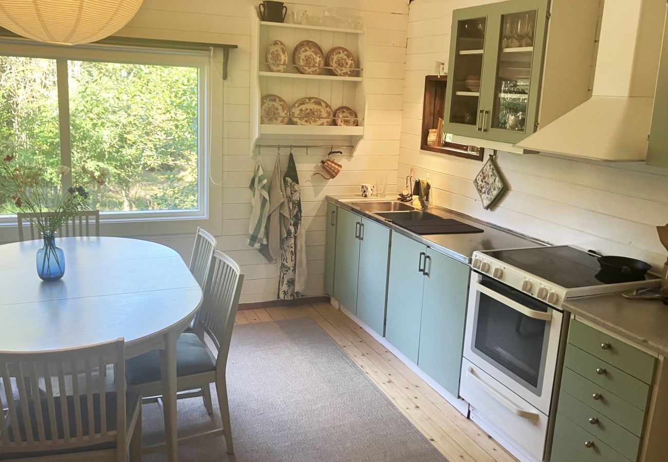 House in Laholm - Peaceful cottage at the edge of the forest – near Laholm |SE02119