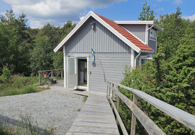 Cottage in Rönnäng - Cottage with sea view in Rönnäng | SE09148 Cottage in Rönnäng - Cottage with sea view in Rönnäng | SE09148