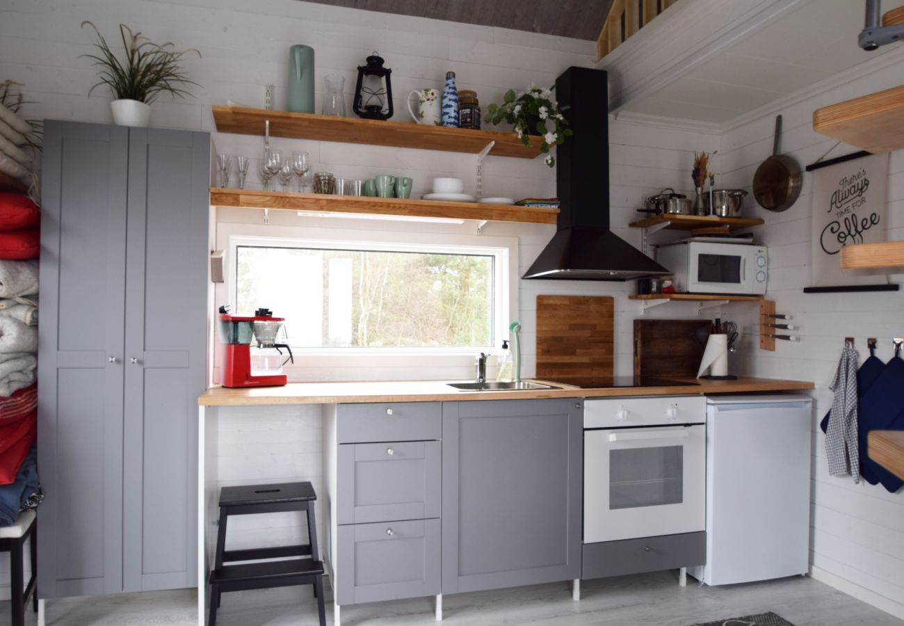 Cottage in Rönnäng - Cottage with sea view in Rönnäng | SE09148