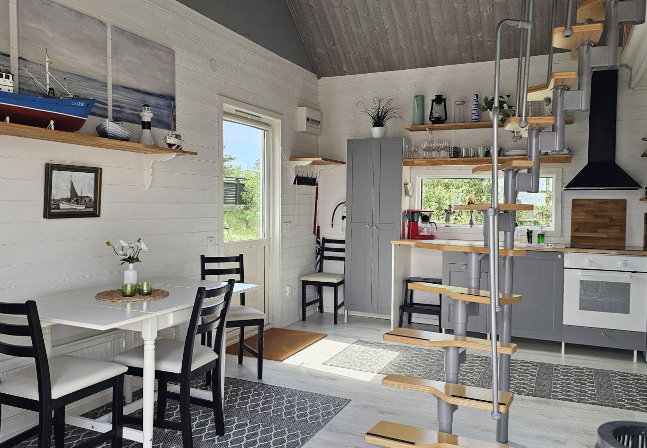 Cottage in Rönnäng - Cottage with sea view in Rönnäng | SE09148